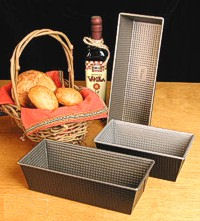 Norpro bread pans come in three sizes.